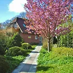 Casa de hóspedes Ostsee Hotel-pension An Der Lindenallee 4*