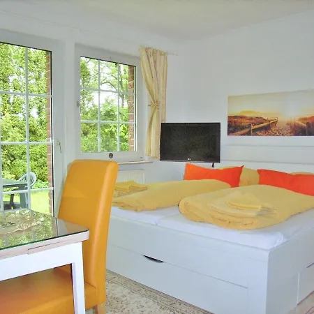 Ostsee Hotel-pension An Der Lindenallee Pensjonat 4*