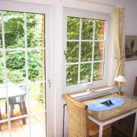 Ostsee Hotel-pension An Der Lindenallee Pensjonat 4*