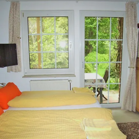 Ostsee Hotel-pension An Der Lindenallee Penzion