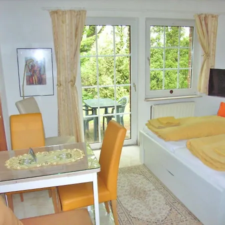 Πανσιόν Ostsee Hotel-pension An Der Lindenallee 3*