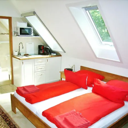 Πανσιόν Ostsee Hotel-pension An Der Lindenallee
