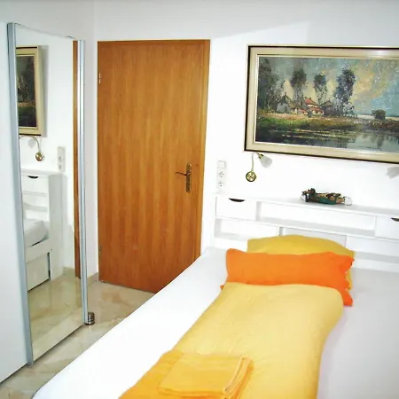 게스트하우스 Ostsee Hotel-pension An Der Lindenallee 4*