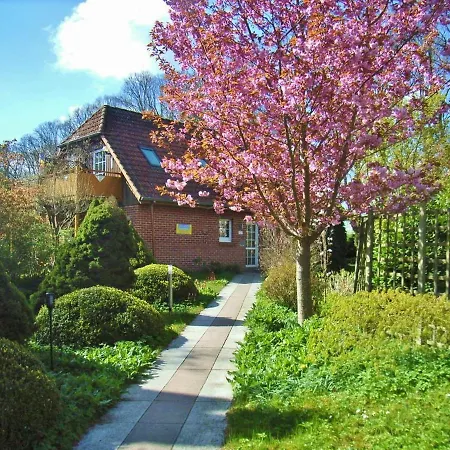 Πανσιόν Ostsee Hotel-pension An Der Lindenallee 3*