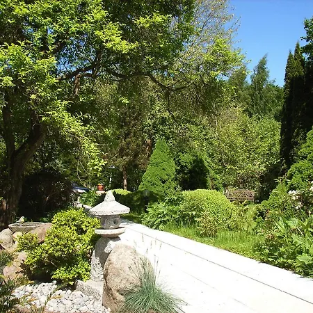 Πανσιόν Ostsee Hotel-pension An Der Lindenallee 3*