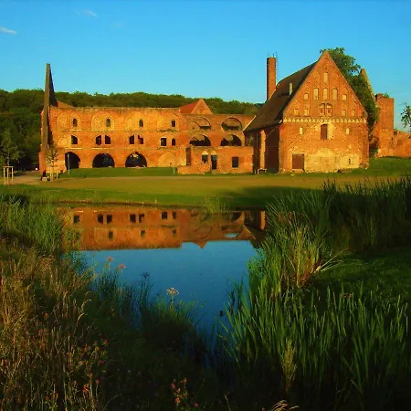 Ostsee Hotel-pension An Der Lindenallee Pensjonat 4*